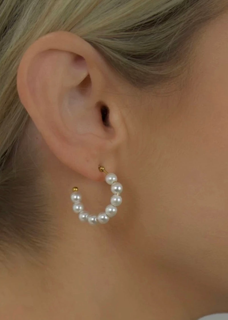 Keep It Classy Pearl Hoop earrings