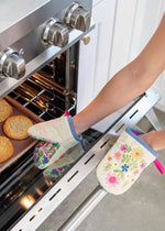 Natural Life Embroidered Mini Oven Mitt Set