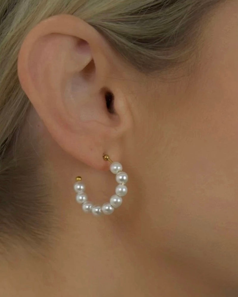 Keep It Classy Pearl Hoop earrings